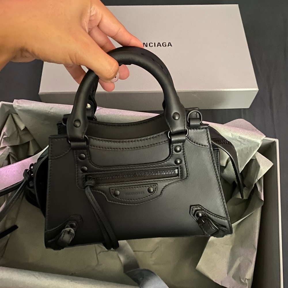 BALENCIAGA NEO CLASSIC MINI HANDBAG IN MATTE BLACK